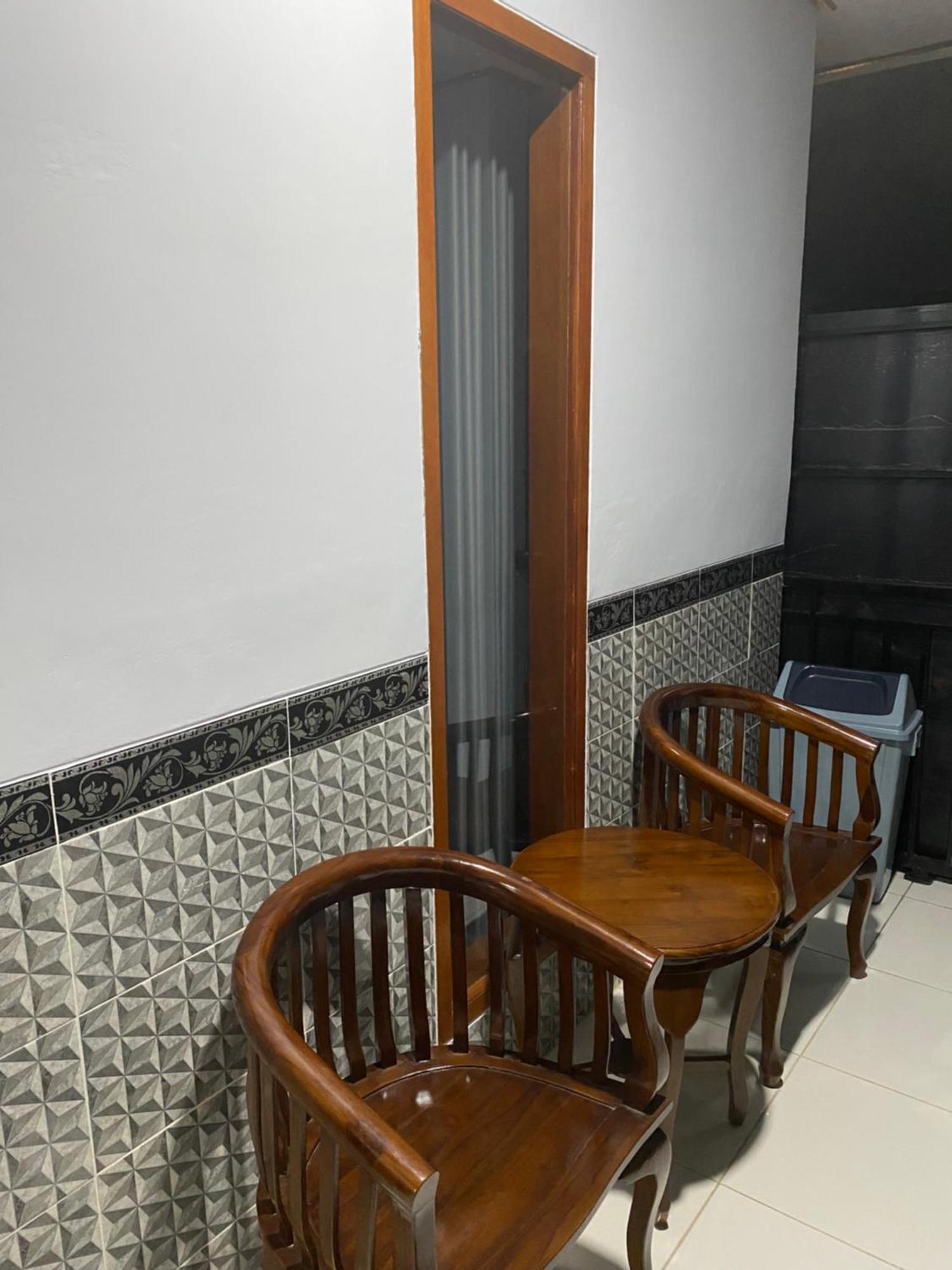 Taman Ratih Guest House Чангу Экстерьер фото