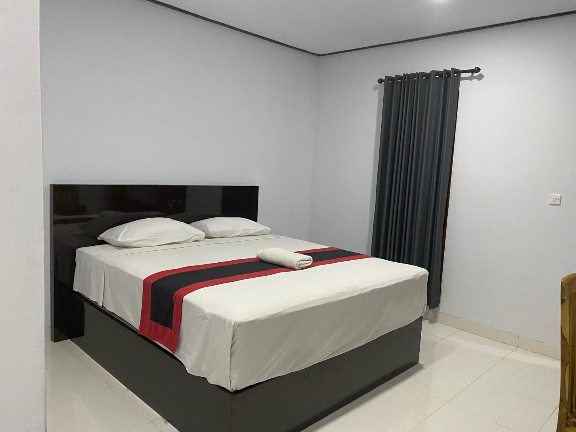 Taman Ratih Guest House Чангу Экстерьер фото