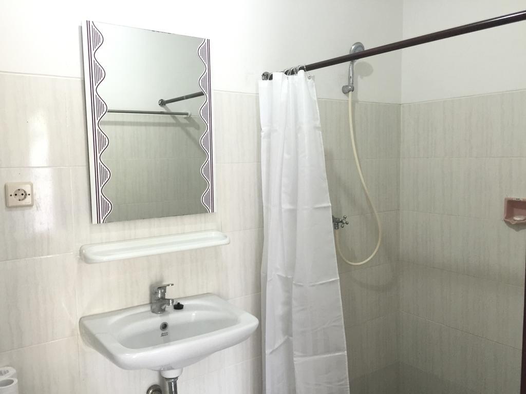 Taman Ratih Guest House Чангу Экстерьер фото