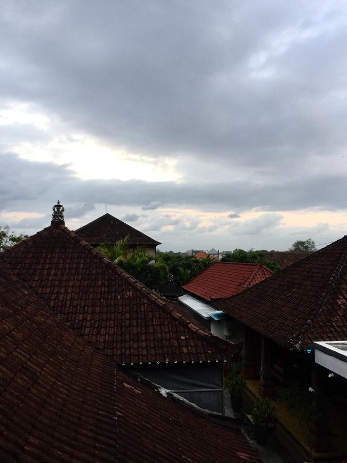 Taman Ratih Guest House Чангу Экстерьер фото