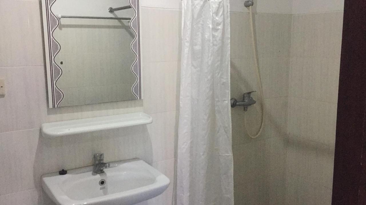 Taman Ratih Guest House Чангу Экстерьер фото